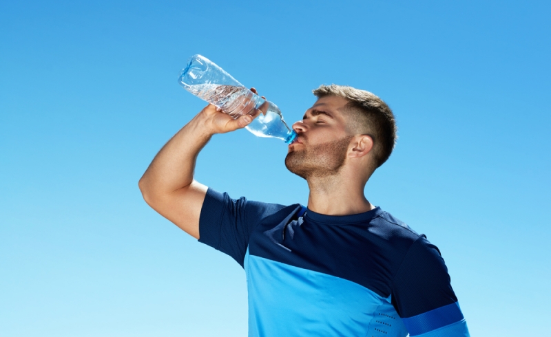 air bersih dapat menjadi pelepas dahaga ketika berolahraga